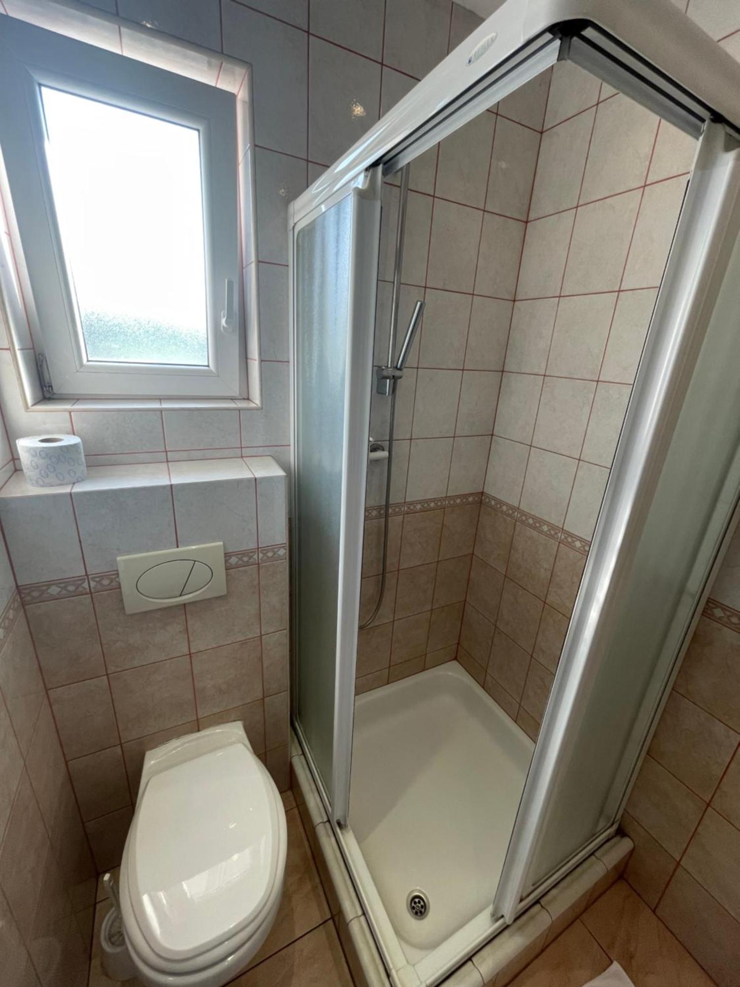 Guesthouse Stremljan Ljubljana Medvode Bagian luar foto